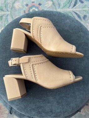 DJ Pliner Women's Beige/Dusty Pink Slingback Block Heel Peep-Toe Sandals NIB 7.5